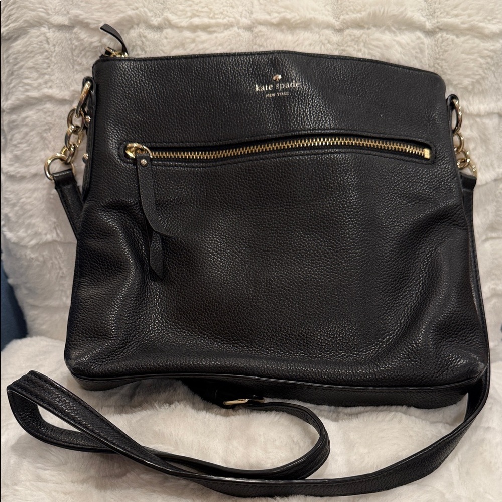 Kate Spade ♠️ Jackson Black Leather Crossbody Bag with Gold Accents
